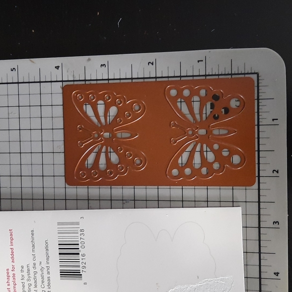 Butterflies Shapeabilities Die Cut for paper - Picture 2 of 2